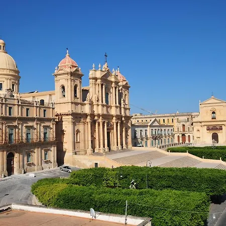 Casa Vacanze Cristina Villa Noto Exterior photo